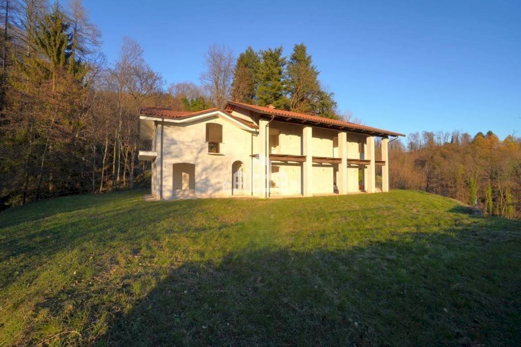 Facciata - Villa via Cuorgnè, 10, Borgiallo - foto 3