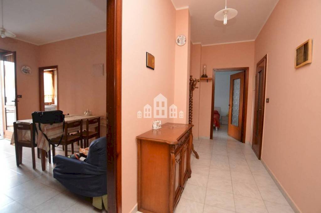 Corridoio - Three-room apartment via quinto Cattaneo, 1, Favria - photo 3