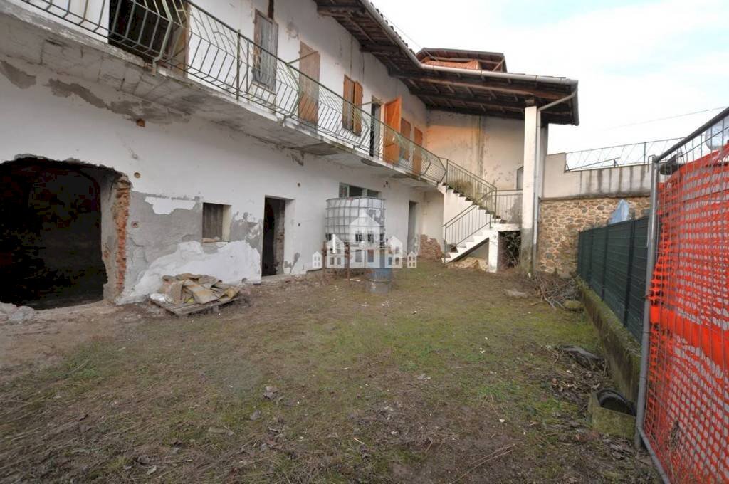 Independent house piazza della Chiesa, 6, Bairo - photo 2