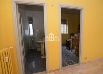 Corridoio - Shop via Matteotti, 8, Salassa - photo 7