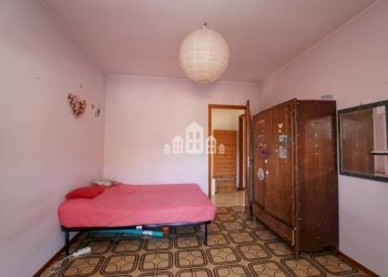 Camera da letto - Trilocale via Galimberti, 13, Cuorgnè - foto 15