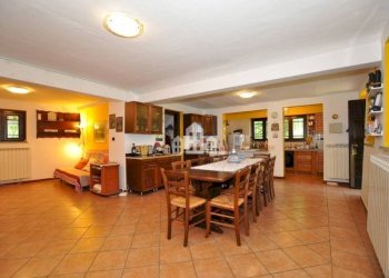 Salone - Villa frazione capriolo, snc, Castellamonte - photo 15