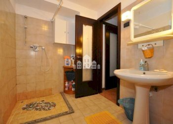 Bagno - Villa frazione capriolo, snc, Castellamonte - photo 25
