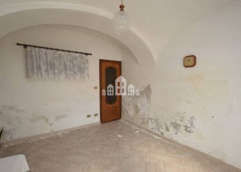 Cucina - Casa indipendente vicolo Boggio, 12, San Giorgio Canavese - foto 14