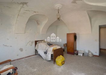 Cucina - Casa indipendente vicolo Boggio, 12, San Giorgio Canavese - foto 21