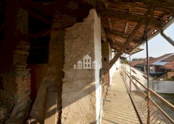 Balcone - Casa indipendente vicolo Boggio, 12, San Giorgio Canavese - foto 32