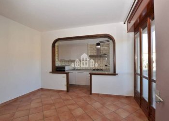 Cucina - Trilocale corso Roma, 13, Cuorgnè - foto 3