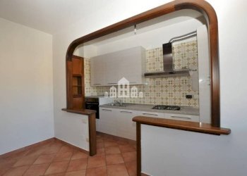 Cucina - Trilocale corso Roma, 13, Cuorgnè - foto 5