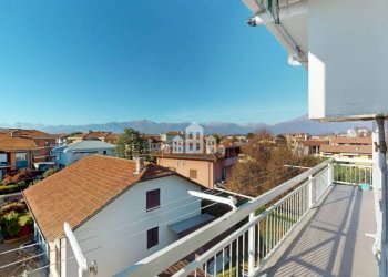 Balcone - Appartamento viale Losego, 6, Rivarolo Canavese - foto 3