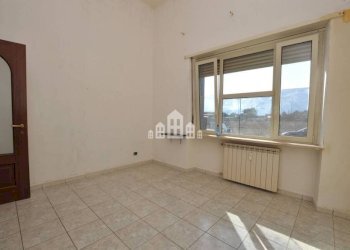 Camera da letto - Quadrilocale via Micheletto, 93, Feletto - foto 15