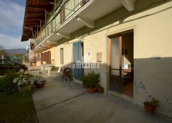 Facciata - Casa indipendente via Case Rossetto, 3, Pertusio - foto 2