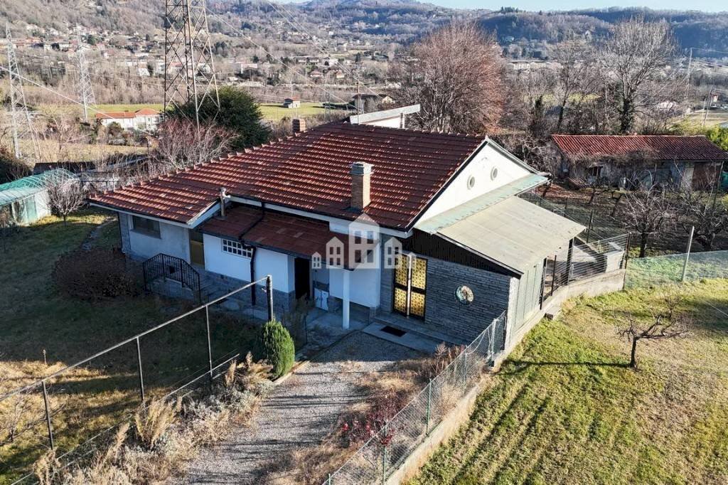 Vista - Independent house via Cesare Pavese, 16, Cuorgnè - photo 1