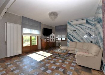 Salone - Casa indipendente via Angelo Barengo, 11, Castellamonte - foto 3