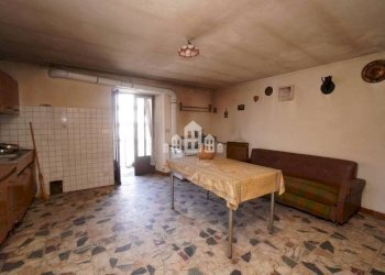 Cucina - Casa indipendente Frazione Bardonetto Inferiore, 6, Locana - foto 7