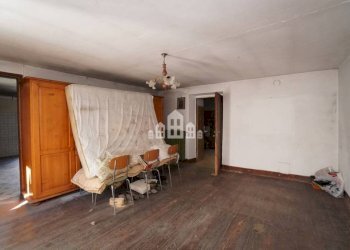 Stanza non arredata - Casa indipendente Frazione Bardonetto Inferiore, 6, Locana - foto 15