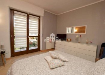 Camera da letto - Quadrilocale via cappuccini, 3, Cuorgnè - foto 23