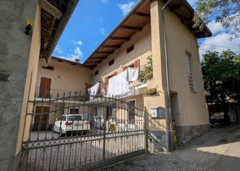 Facciata - Quadrilocale via Carrera, 8, Chiaverano - foto 2