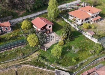 Vista - Casa indipendente Regione piani, 16, Val di Chy - foto 3