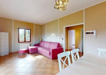 Salone - Casa indipendente Regione piani, 16, Val di Chy - foto 17