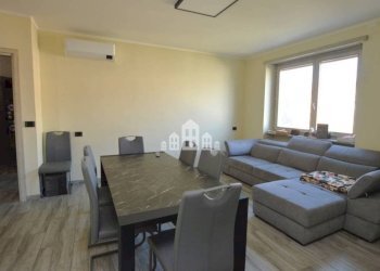 Salone - Two-room apartment via Verdi, 7, Cuorgnè - photo 3