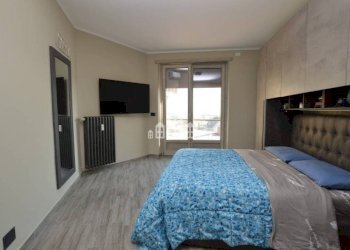 Camera da letto - Two-room apartment via Verdi, 7, Cuorgnè - photo 9