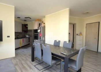 Salone - Two-room apartment via Verdi, 7, Cuorgnè - photo 16