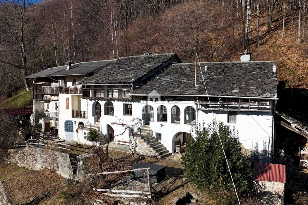 Facciata - Independent house strada della colla, 11, Valchiusa - photo 1