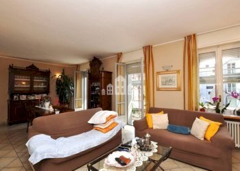 Salone - Quadrilocale via Mazzini, 7, Cuorgnè - foto 7