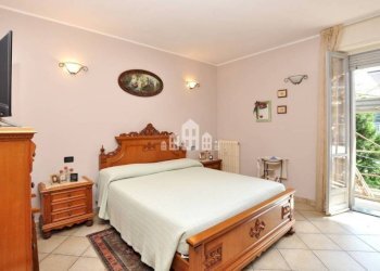 Camera da letto - Quadrilocale via Mazzini, 7, Cuorgnè - foto 19