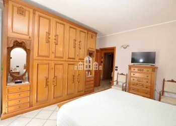 Camera da letto - Quadrilocale via Mazzini, 7, Cuorgnè - foto 20