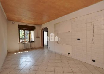 Salone - Villa Località San Giuseppe, 27, Cuorgnè - photo 6