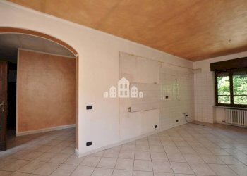 Salone - Villa Località San Giuseppe, 27, Cuorgnè - photo 8