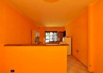 Salone - Villa Località San Giuseppe, 27, Cuorgnè - photo 16