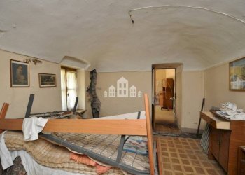 Camera da letto - Villa Località San Giuseppe, 27, Cuorgnè - photo 24