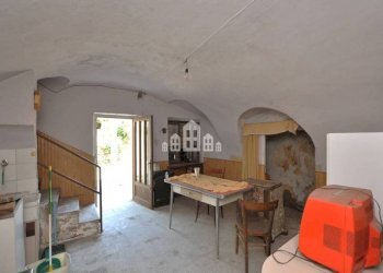 Salone - Villa Località San Giuseppe, 27, Cuorgnè - photo 25