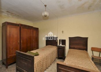 Camera da letto - Villa Località San Giuseppe, 27, Cuorgnè - photo 27
