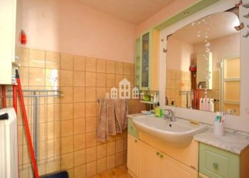 Bagno - Casa indipendente Regione Monti, snc, Val di Chy - foto 14