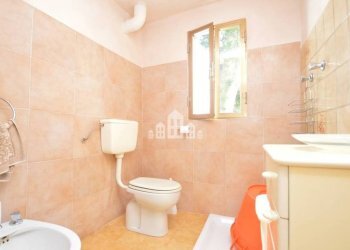 Bagno - Casa indipendente Regione Monti, snc, Val di Chy - foto 16