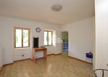 Cucina - Casa indipendente Regione Monti, snc, Val di Chy - foto 22