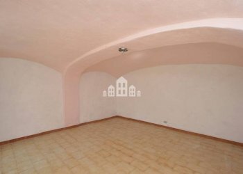 Stanza non arredata - Casa indipendente Regione Monti, snc, Val di Chy - foto 33