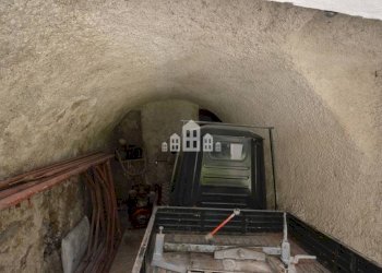 Cantina - Casa indipendente Regione Monti, snc, Val di Chy - foto 38