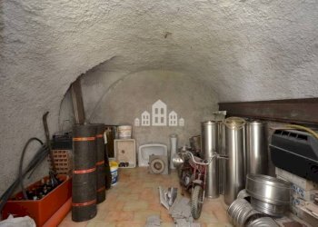 Cantina - Casa indipendente Regione Monti, snc, Val di Chy - foto 42