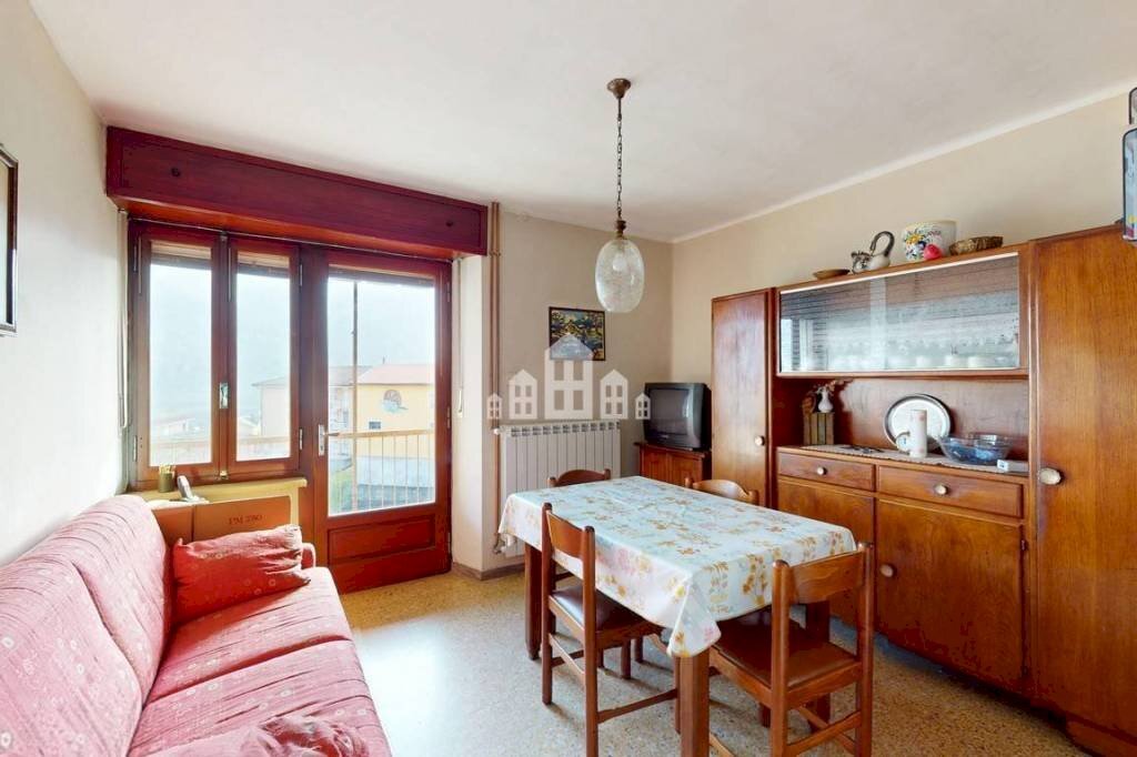 Salone - Quadrilocale via Montellina, 9, Quincinetto - foto 3