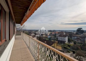 Balcone - Villa via Carlo Botta, 55/1, Castellamonte - photo 1