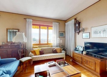 Salone - Villa via Carlo Botta, 55/1, Castellamonte - photo 5