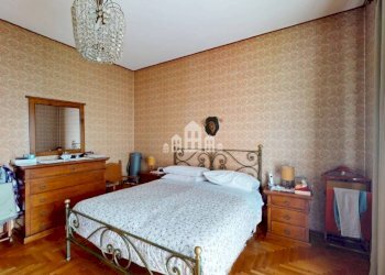 Camera da letto - Villa via Carlo Botta, 55/1, Castellamonte - photo 19