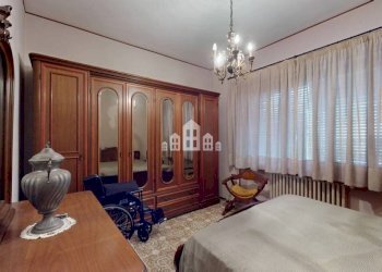 Camera da letto - Villa via Carlo Botta, 55/1, Castellamonte - photo 29