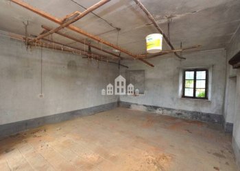 Stanza non arredata - Independent house Borgata Scarione, 46, Pavone Canavese - photo 15