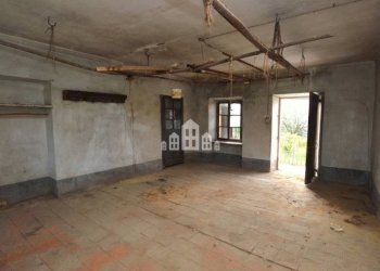 Stanza non arredata - Independent house Borgata Scarione, 46, Pavone Canavese - photo 18