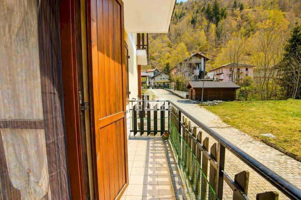 Balcone - Appartamento Regione Bordone, snc, Valprato Soana - foto 1